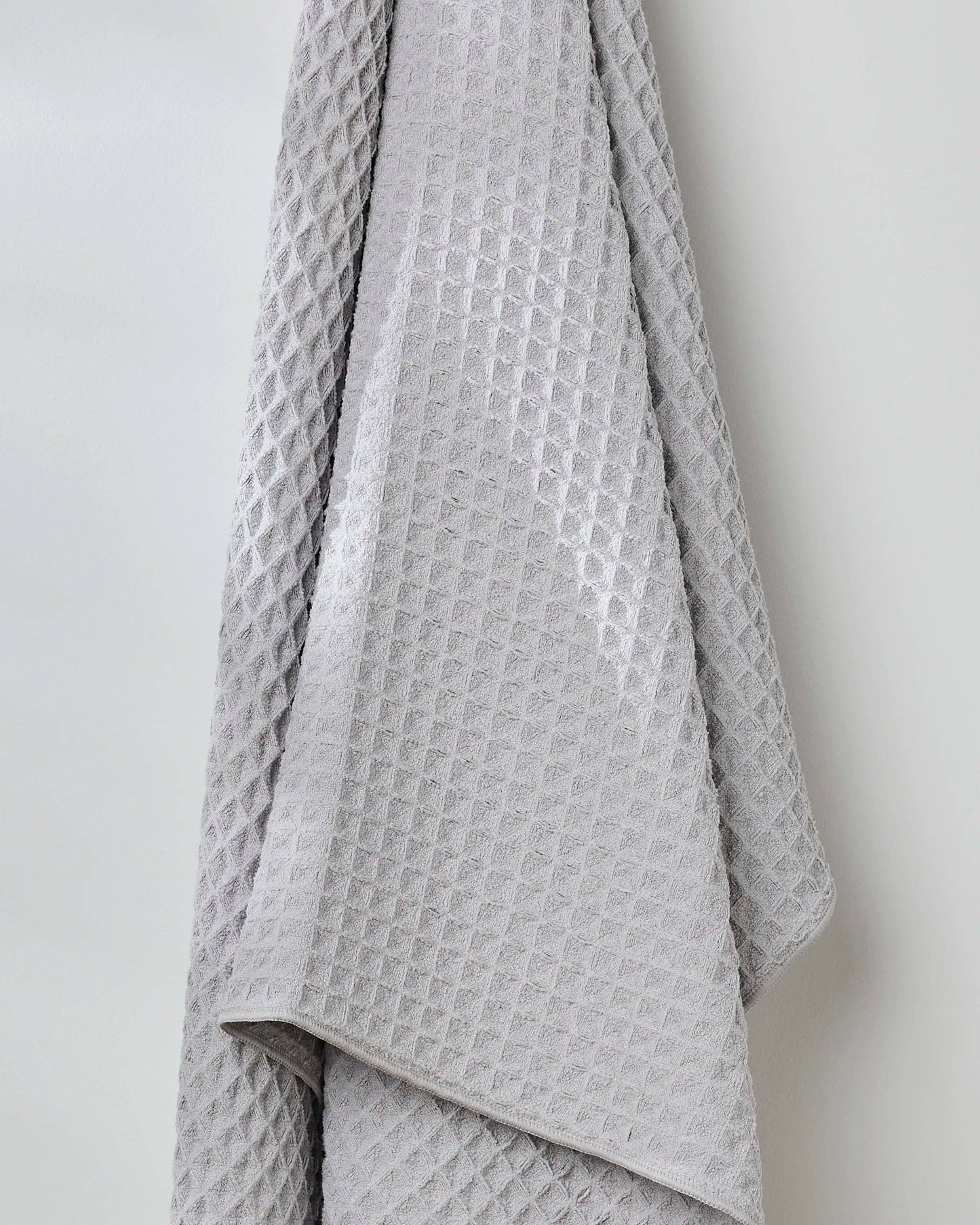 Geometry Stone Waffle Bath Towel
