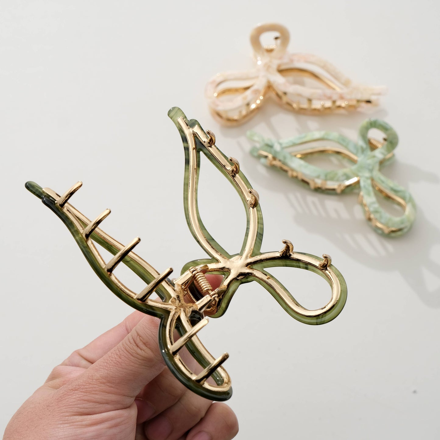 Sabrina Garden Ribbon Metal Bow Claw Clip - Large: Assorted