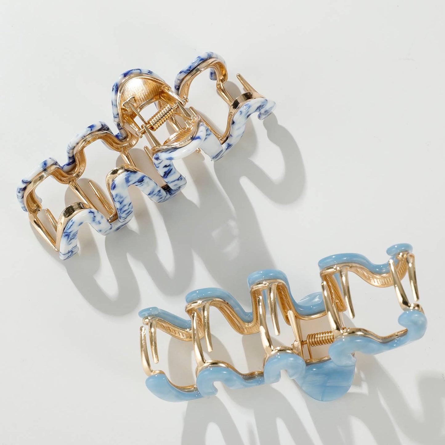 Adorro Willow Coastal | Large Squiggle Metal Claw Clip