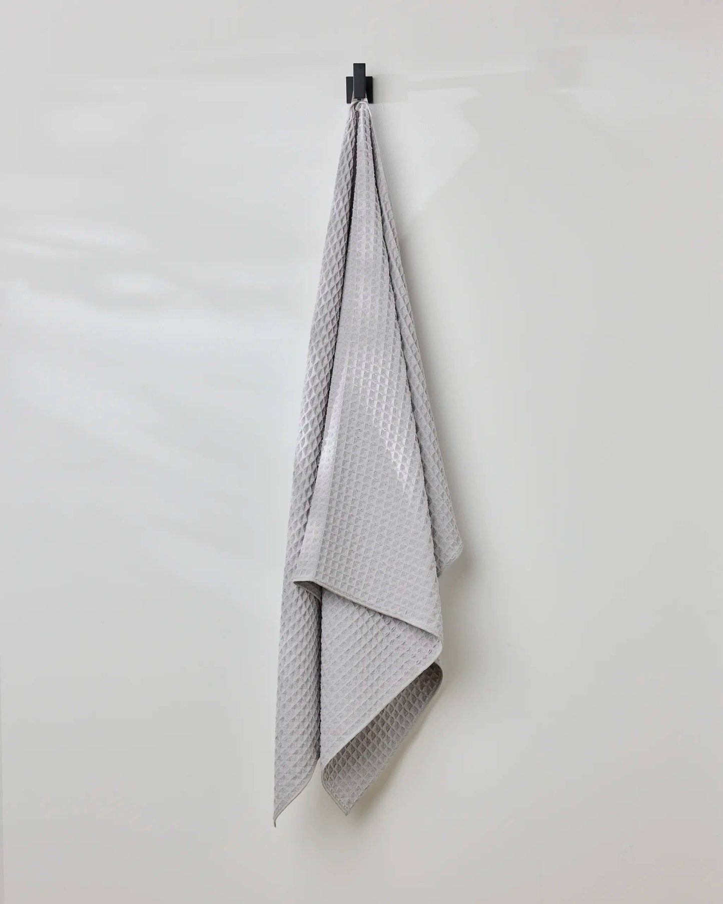 Geometry Stone Waffle Bath Towel